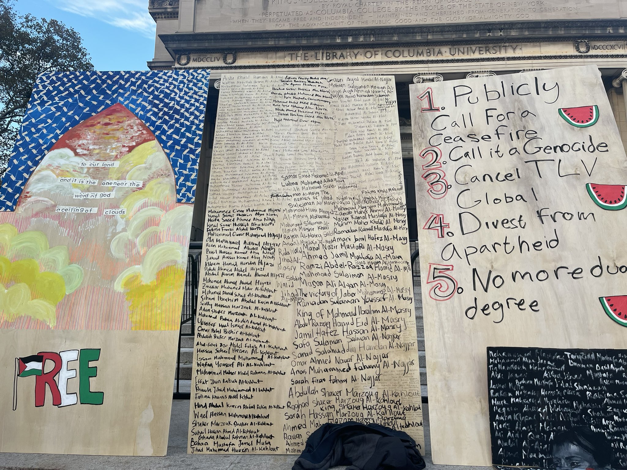 A picture of the display presented by the Justice in Palestine (SJP) and Jewish Voice for Peace (JVP) student groups